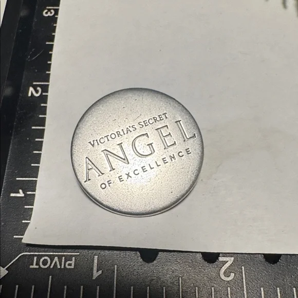 Victoria’s Secret “Angel of Excellence” Pin (BR555) - Picture 6 of 7